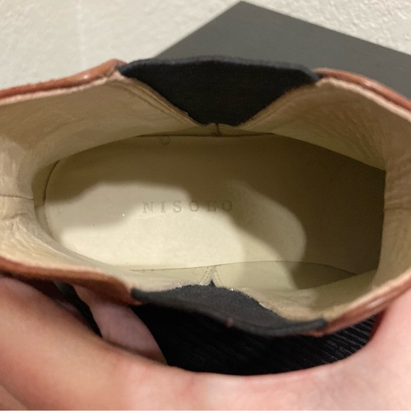 NISOLO Eva Everyday Leather Chelsea Boots 7 - Picture 8 of 11